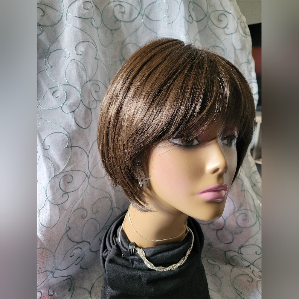 Muse By Raquel Welch Wigs- 100% Hand-tied Cap! - Picture 6 of 14
